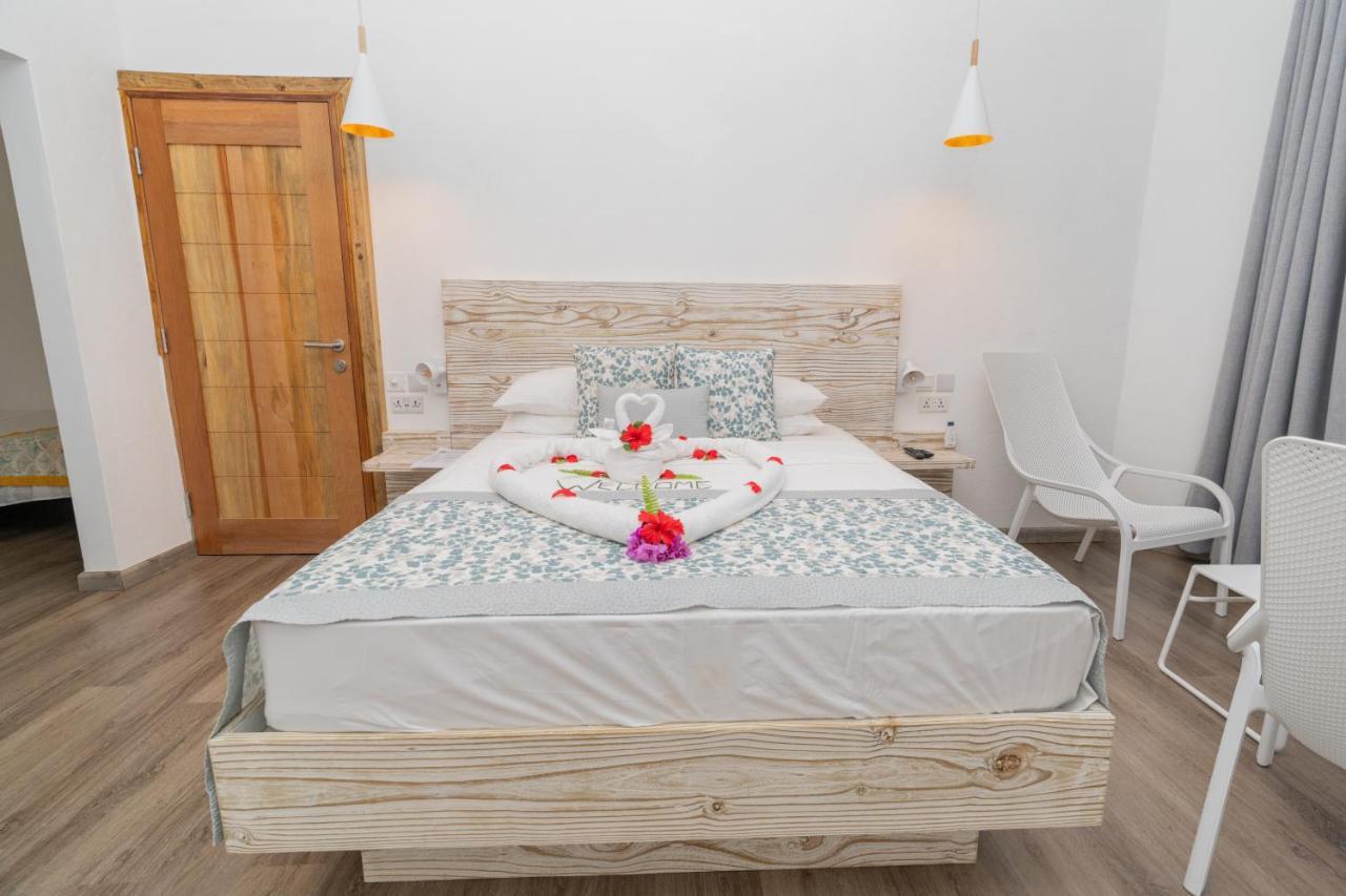Romance Bungalows Beau Vallon  Exterior photo