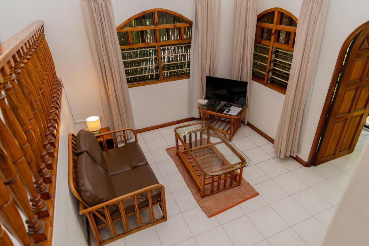 Romance Bungalows Beau Vallon  Exterior photo