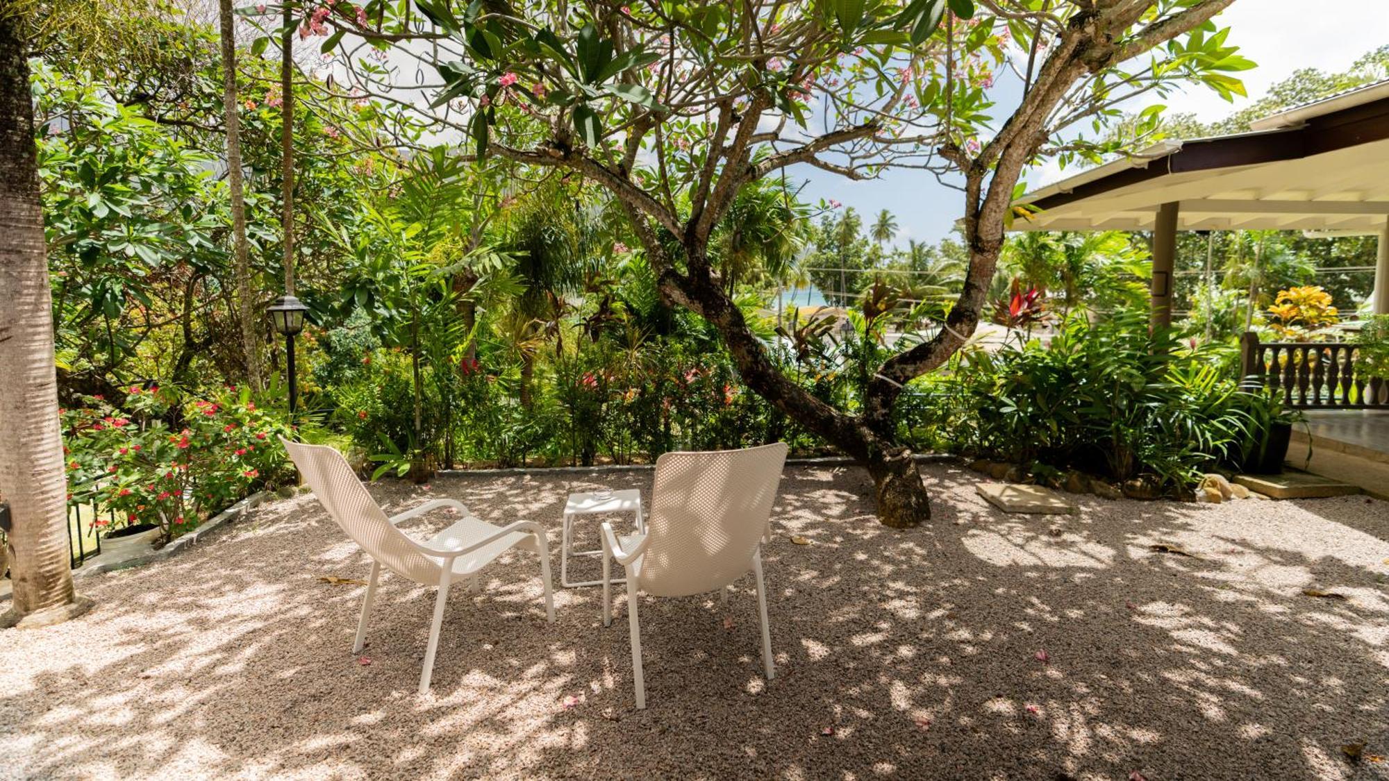 Romance Bungalows Beau Vallon  Exterior photo